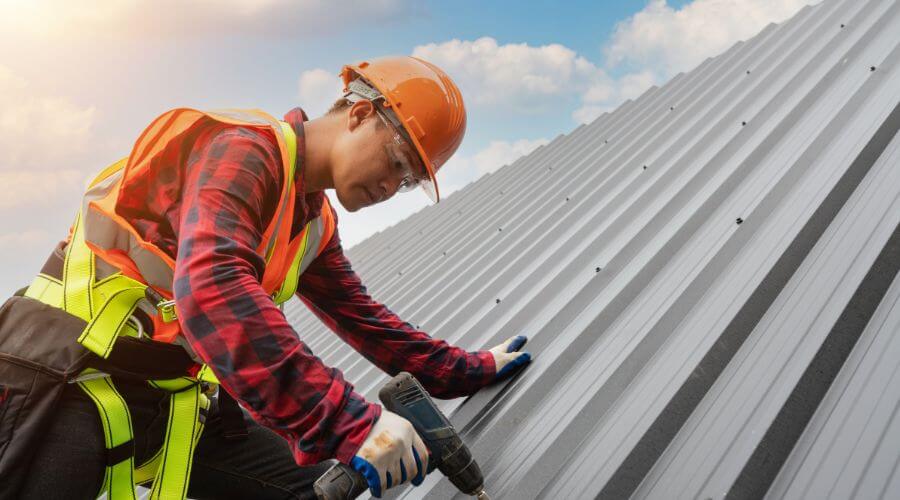 Expert new roof installation services in Eastport, MI